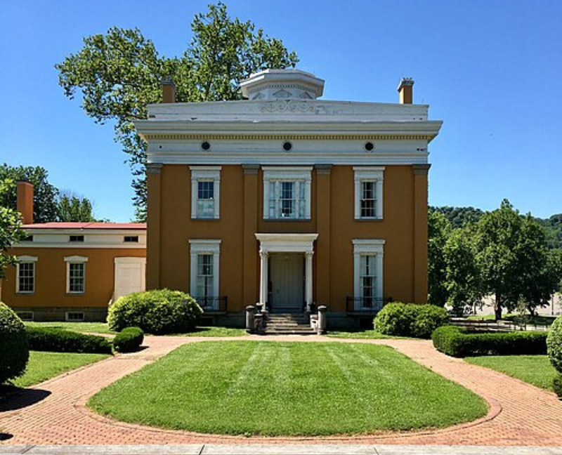 Lanier Mansion State Historic Site - wikipedia.com