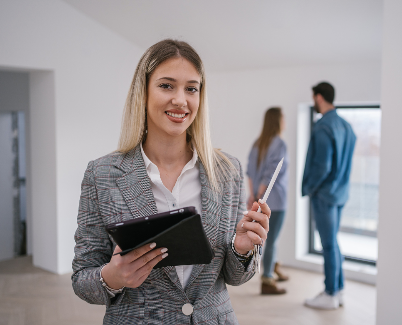 agent holding a tablet and tablet pen